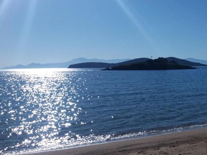 Elegant Apartment Near The Beach Nea Peramos (Macedonia) Exterior foto